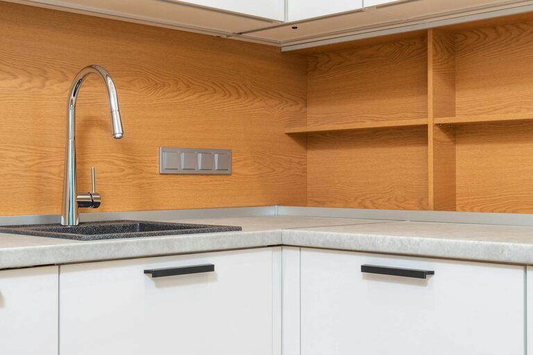 How to Make Your Kitchen Counters Clutter-Free: Easy Tips and Tricks